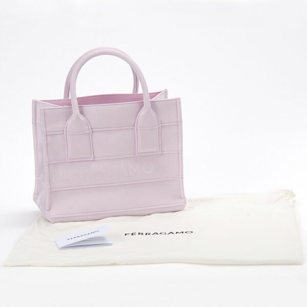 sfe21 4988 765808 3 Ferragamo Tote Bag Pink