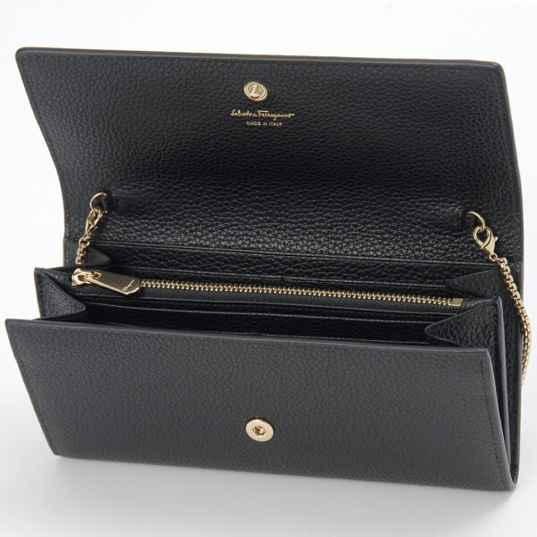 sfe22 0636 770374 2 Ferragamo Chain Wallet Shoulder Bag Black