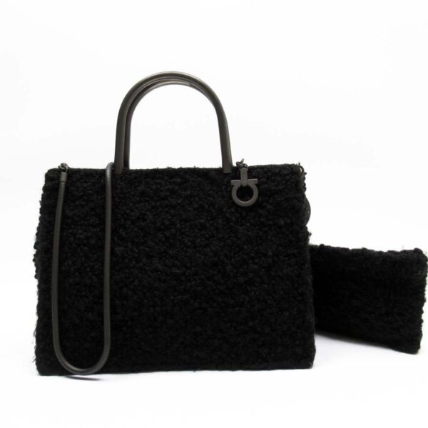 t16787a Salvatore Ferragamo Gancini Wool Shoulder Bag Black