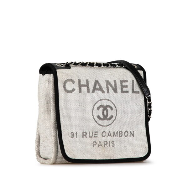 thuu7y0mvn84dwz6 2 Chanel Cocomark Deauville Chain Tote Bag White Black