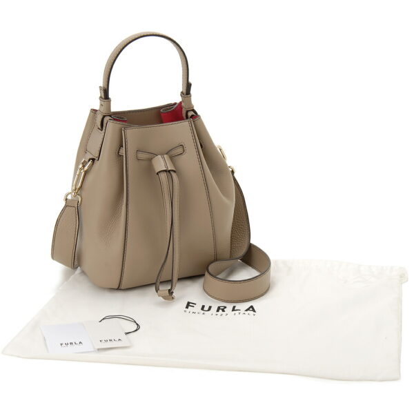 wb00353 bx0 1257 3 Furla Miastella Handbag