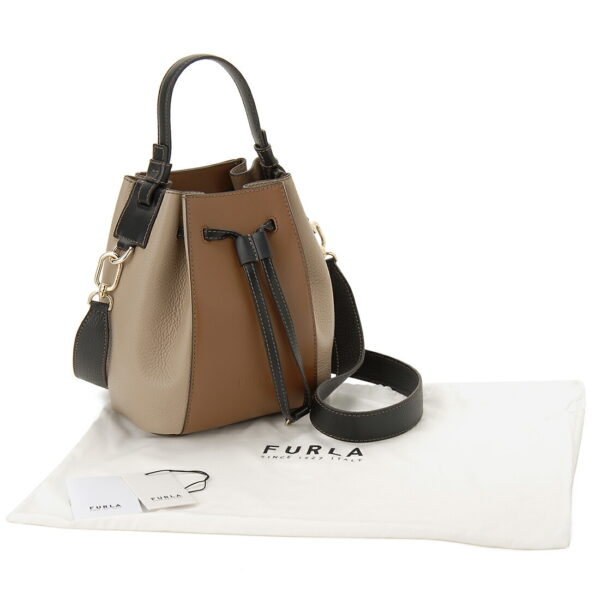 wb00353 bx0 1480 3 Furla Miastella Handbag