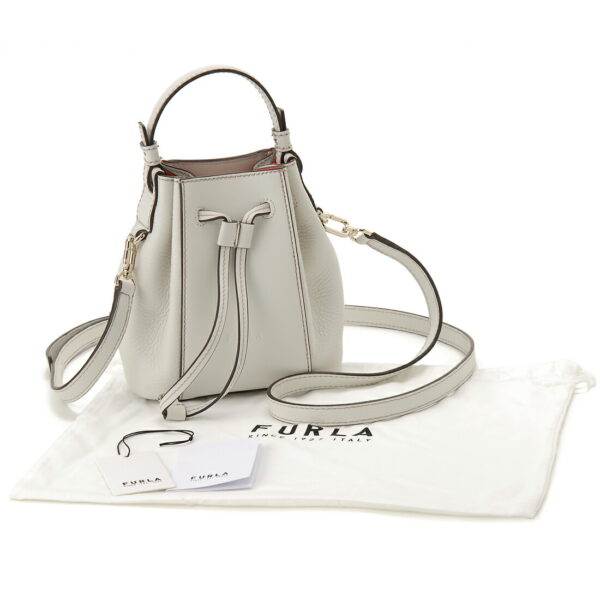 wb00592 bx0 1704 3 Furla Miastella Handbag White