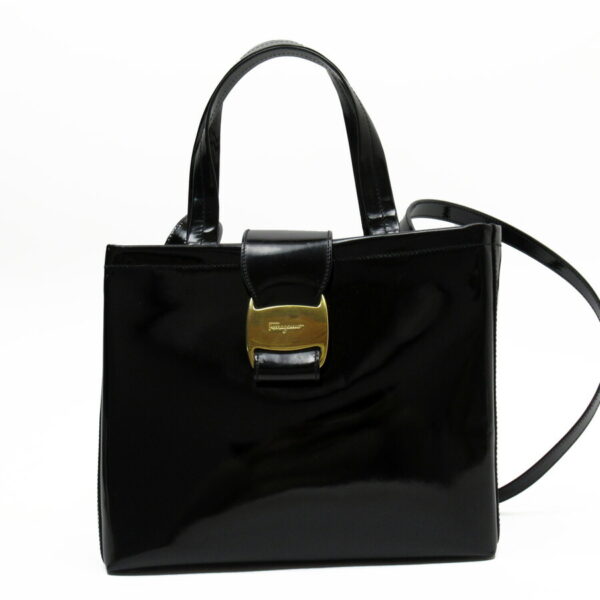 x3183e Salvatore Ferragamo Patent Leather Shoulder Bag Black