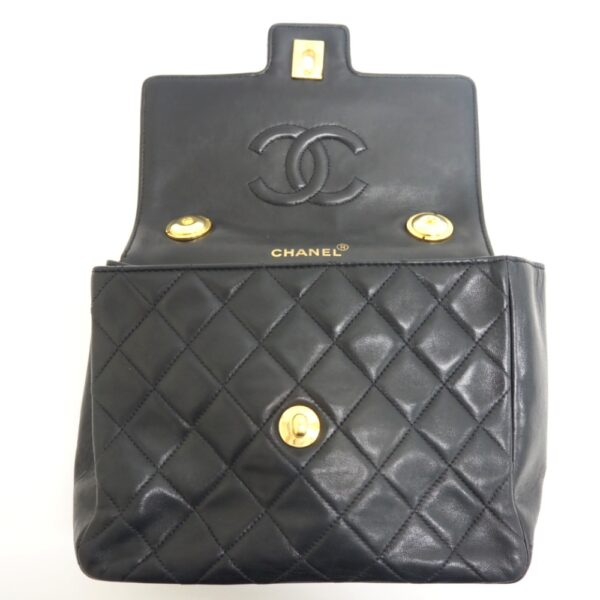 z0002142 9 Chanel Matelasse Turnlock Handbag Black