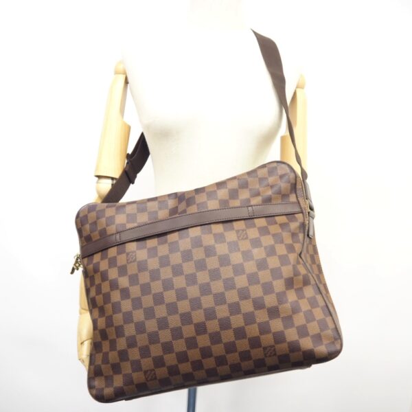 z0002645 13 Louis Vuitton Dorsoduro Damier Shoulder Bag Brown