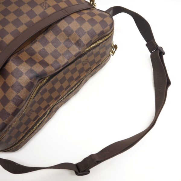 z0002645 6 Louis Vuitton Dorsoduro Damier Shoulder Bag Brown