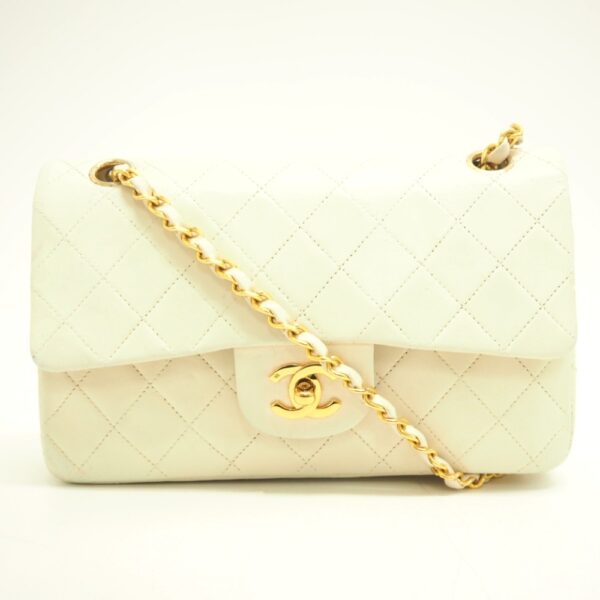 z0003580 1 Chanel Matelasse Double Flap Shoulder Bag White