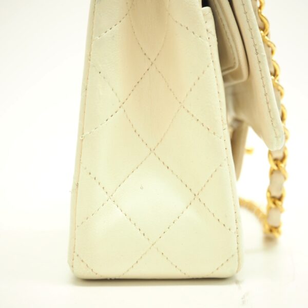 z0003580 3 Chanel Matelasse Double Flap Shoulder Bag White