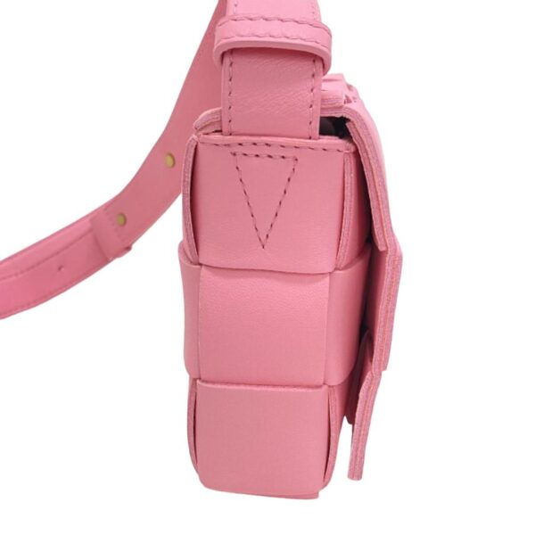 z0004822 5 Bottega Veneta Cassette Shoulder Bag Pink