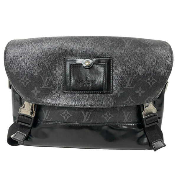 z0006828 1 Louis Vuitton Messenger Voyage PM Shoulder Bag Eclipse Black