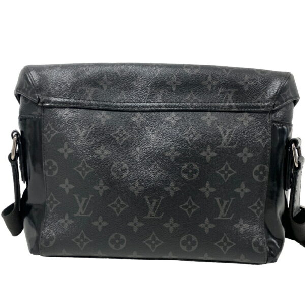 z0006828 2 Louis Vuitton Messenger Voyage PM Shoulder Bag Eclipse Black