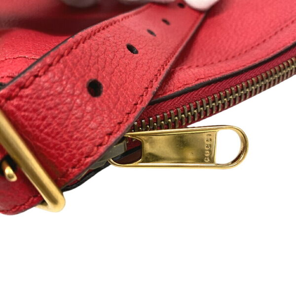 z0007148 7 Gucci Half Moon Shoulder Bag Red