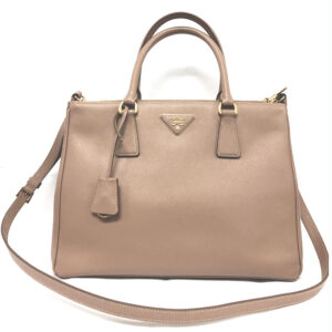 z0017 1 Burberry Black Label Tote Bag Khaki