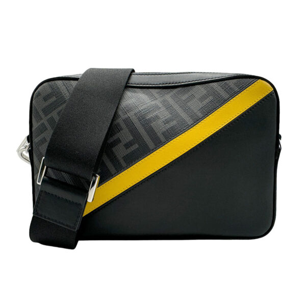 z1725 1 Fendi Camera Bag Black