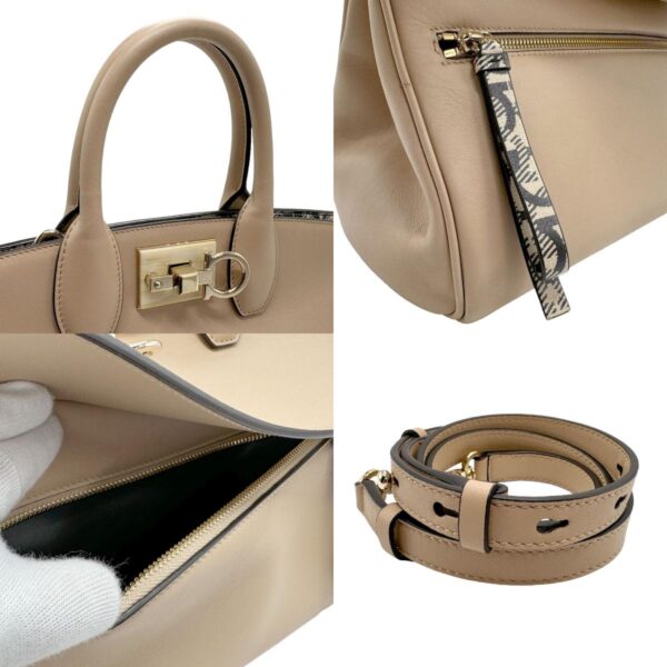 z1973 10 c Salvatore Ferragamo Gancini Leather Shoulder Bag Beige