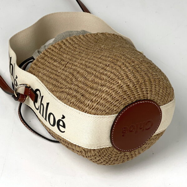 1000068855641 12 Chloe Woody Small Basket Bag Paper Beige White