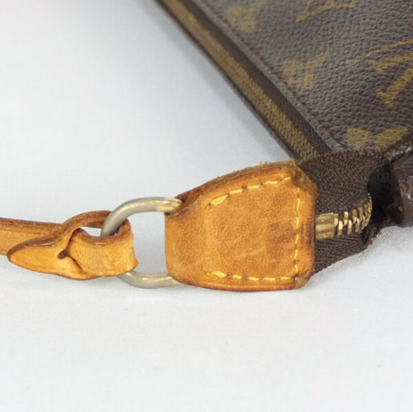 10003096 7 Louis Vuitton Pochette Accessoire Monogram