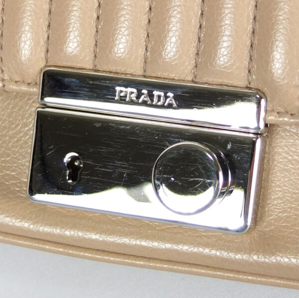 10003169 5 Prada Chain Shoulder Bag Beige