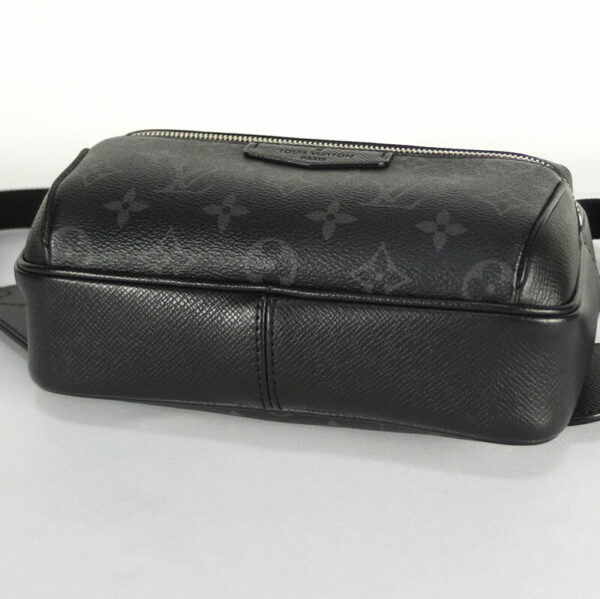 10003373 3 Louis Vuitton Bum Bag Outdoor Monogram Eclipse Taiga