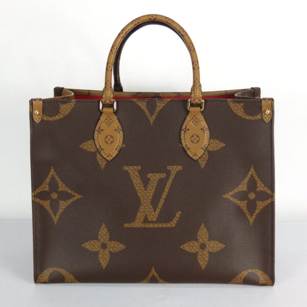 10003437 1 Louis Vuitton On the Go MM Giant Monogram 2WAY Tote Bag