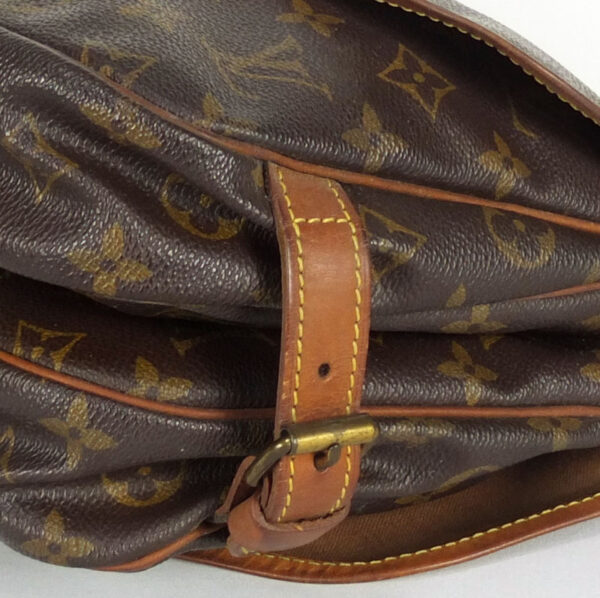 10003609 5 Louis Vuitton Saumur 30 Monogram Shoulder Bag