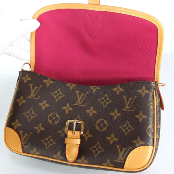 10003874 8 Louis Vuitton Diane NM PM Monogram 2WAY Bag Fuchsia