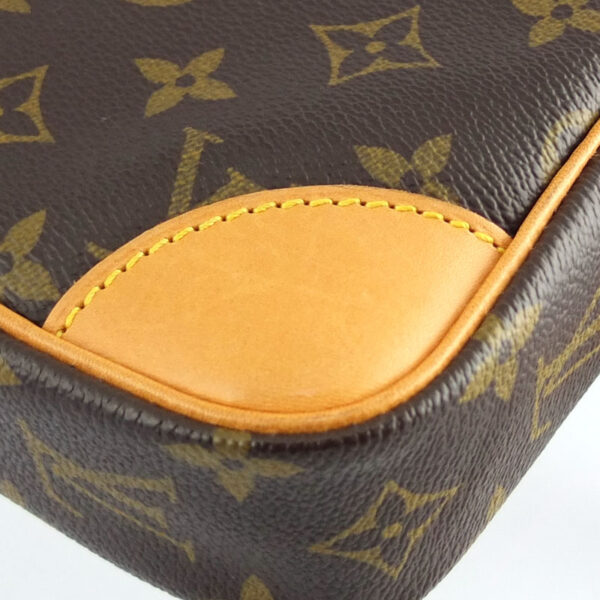 10004110 5 Louis Vuitton Danube Monogram Shoulder Bag