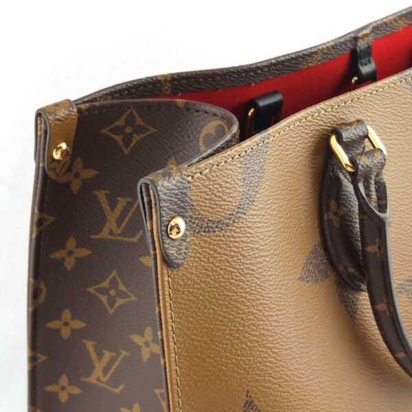 10004671 5 Louis Vuitton On the Go MM Giant Monogram 2WAY Bag