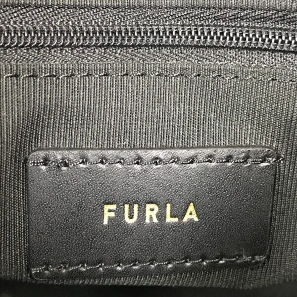 1004100981039 8 Furla Handbag Beige