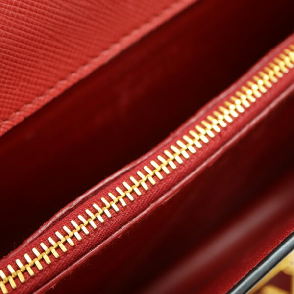 11273 6 Prada Chain Shoulder Bag Leather Red