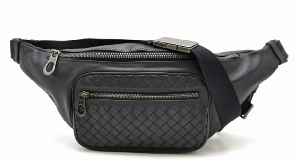 11430980 Bottega Veneta Intrecciato Leather Waist Bag Black