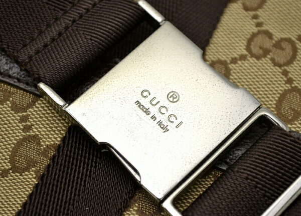 11470835 6 Gucci GG Waist Pouch Leather Khaki Beige Brown