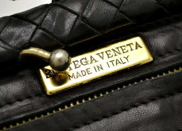 11471707 8 Bottega Veneta Intrecciato Gamaguchi Shoulder Bag Black