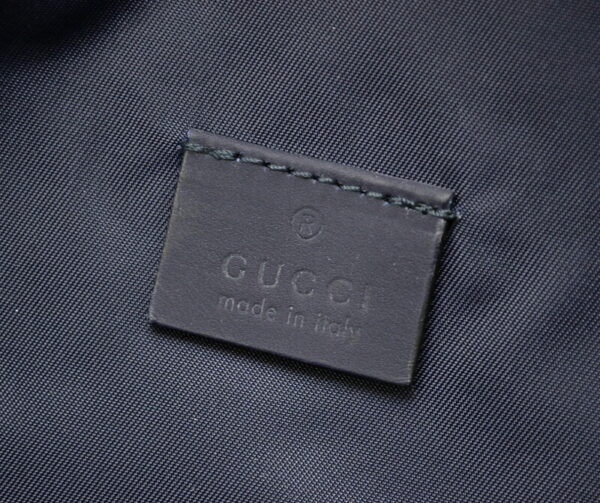 11500719 8 Gucci Guccissima Body Bag Waist Pouch Rubber Coating Navy