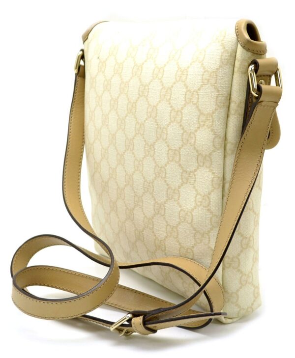 11530413 1 Gucci GG Supreme Flat Messenger Bag Cream Beige