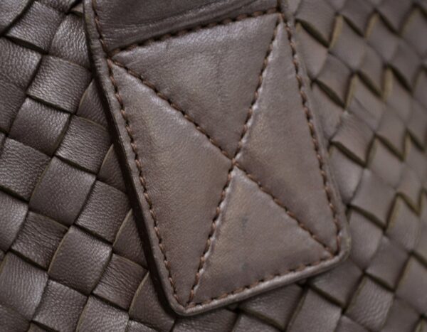 11540382 6 Bottega Veneta Hippo Tote Bag Brown