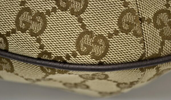 11550829 2 Gucci GG Canvas Shoulder Bag Crossbody Leather Khaki Beige Brown