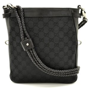 11560727 Louis Vuitton Taiga Pochette Kasai Bag Black