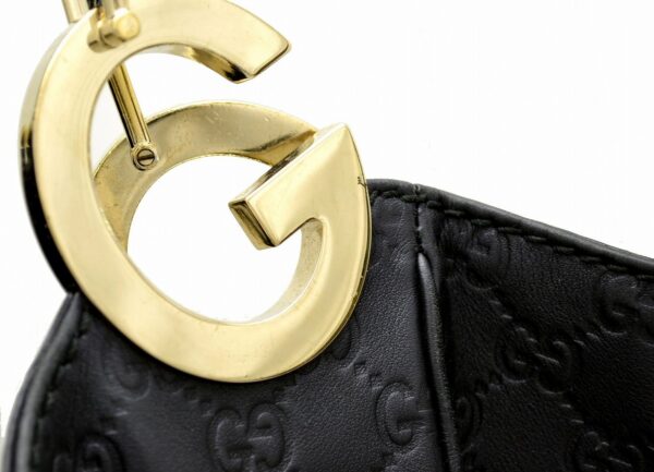 11561236 6 Gucci Guccissima Shoulder Bag Leather Black