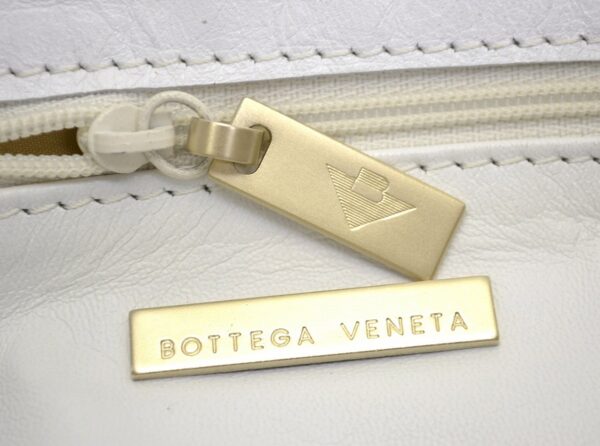 11561304 6 Bottega Veneta Intrecciato Shoulder Bag White