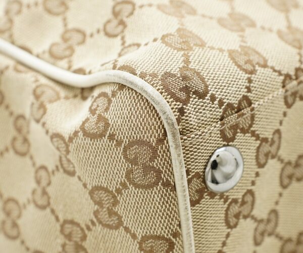 11570229 2 Gucci GG Tote Bag Leather Khaki Beige White