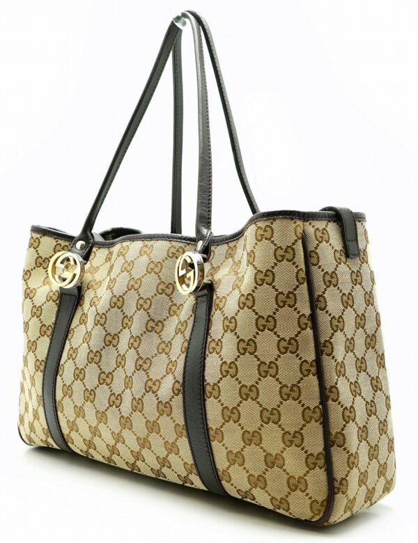 11620111 1 Gucci GG Canvas Handbag Khaki