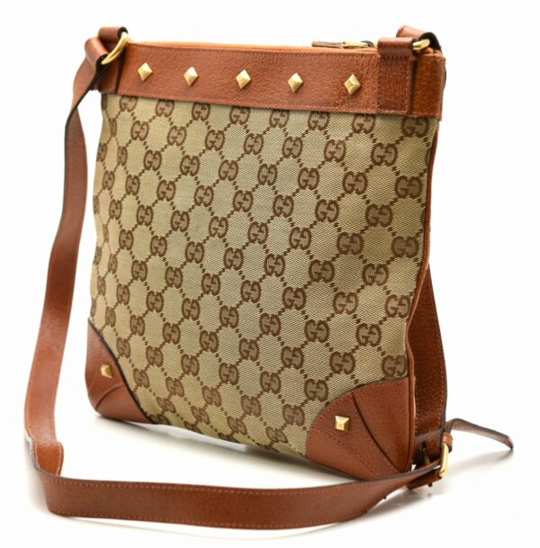 11620801 1 Gucci GG Shoulder Bag Beige