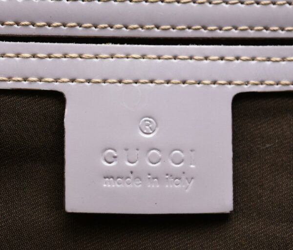 11630801 8 Gucci GG Supreme Tote Bag Khaki