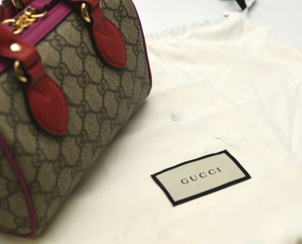 11640339 8 Gucci GG Supreme Mini Bag Khaki