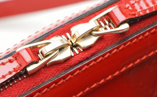 11641202 5 Gucci Micro Guccisima Shoulder Bag Red