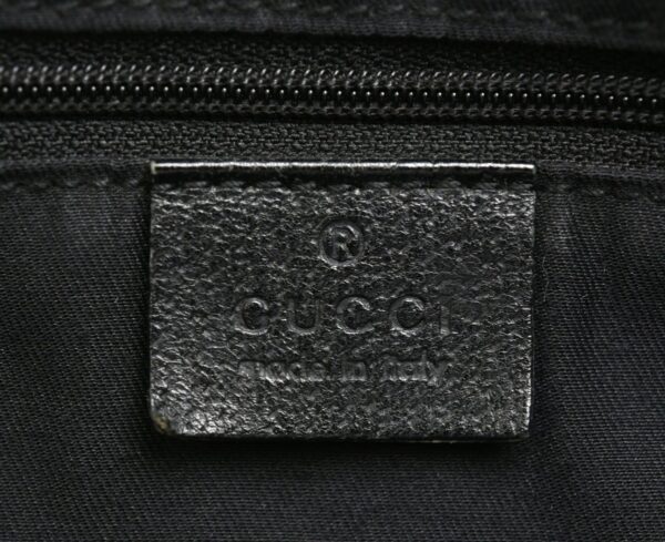 11641788 8 Gucci GG Abbey Tote Bag Black