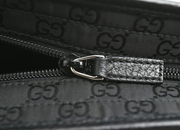 11641807 5 Gucci GG Nylon Tote Bag Black