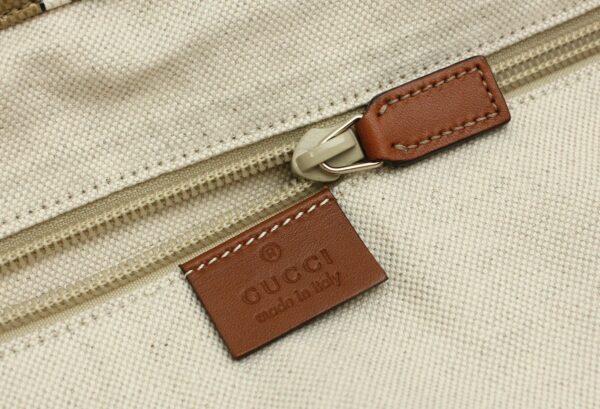 11641992 5 Gucci Handbag Canvas Beige